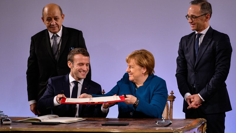 Mes protestave, Merkel dhe Macron ripërtërijnë Traktatin e Elizesë