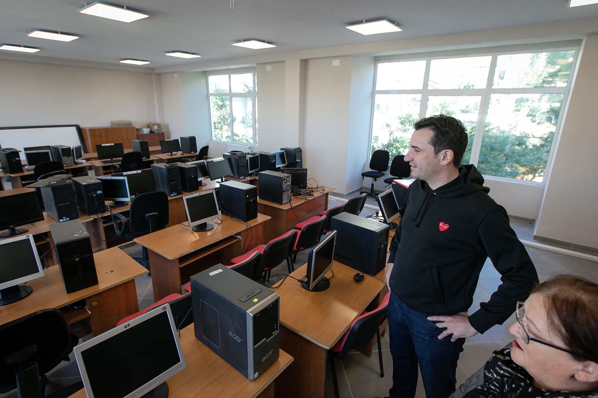 Përfundon rikonstruksioni i plotë i gjimnazit “Çajupi” në Tiranë