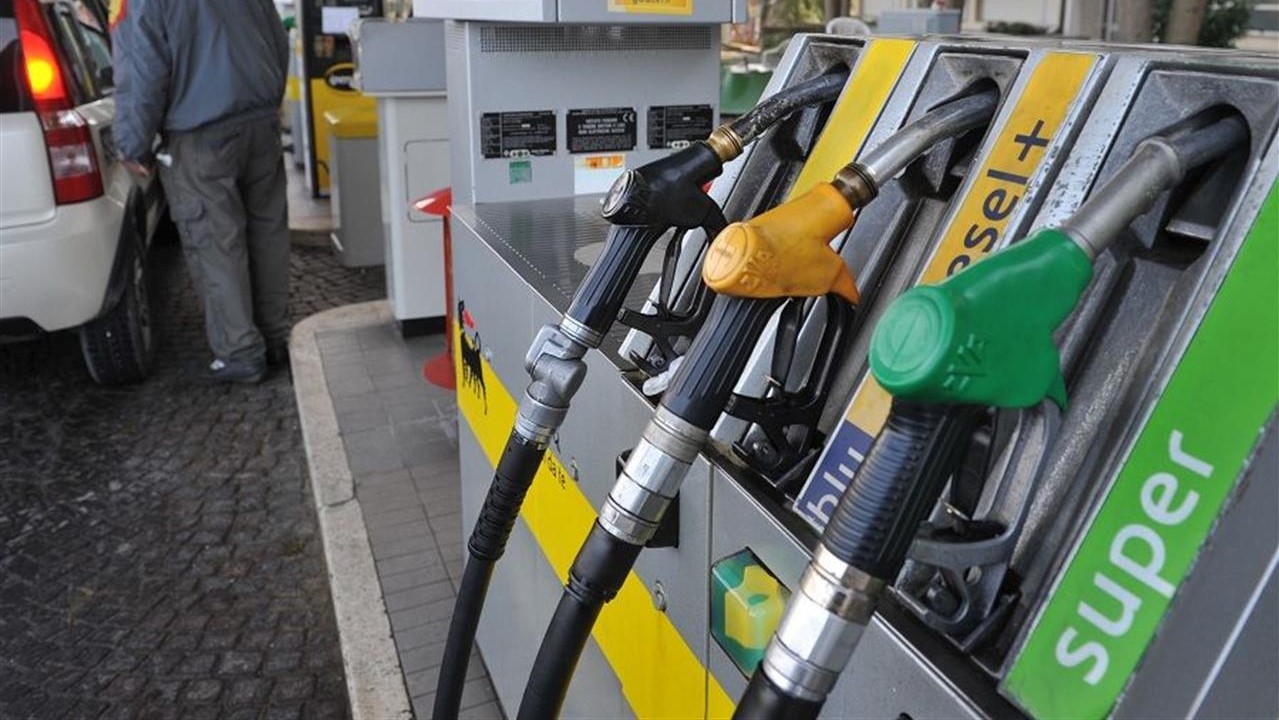 Rriten çmimet e karburanteve, “Bordi” del me njoftim zyrtar: Sa ditë do të jetë i njëjtë
