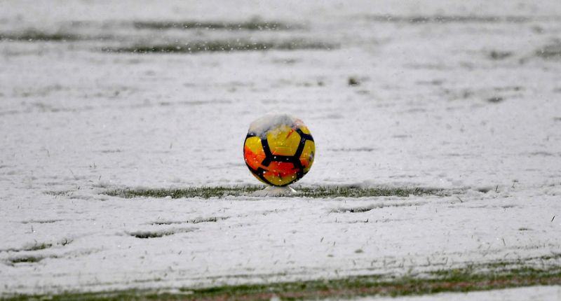 Një trajnere grua në futbollin e meshkujve