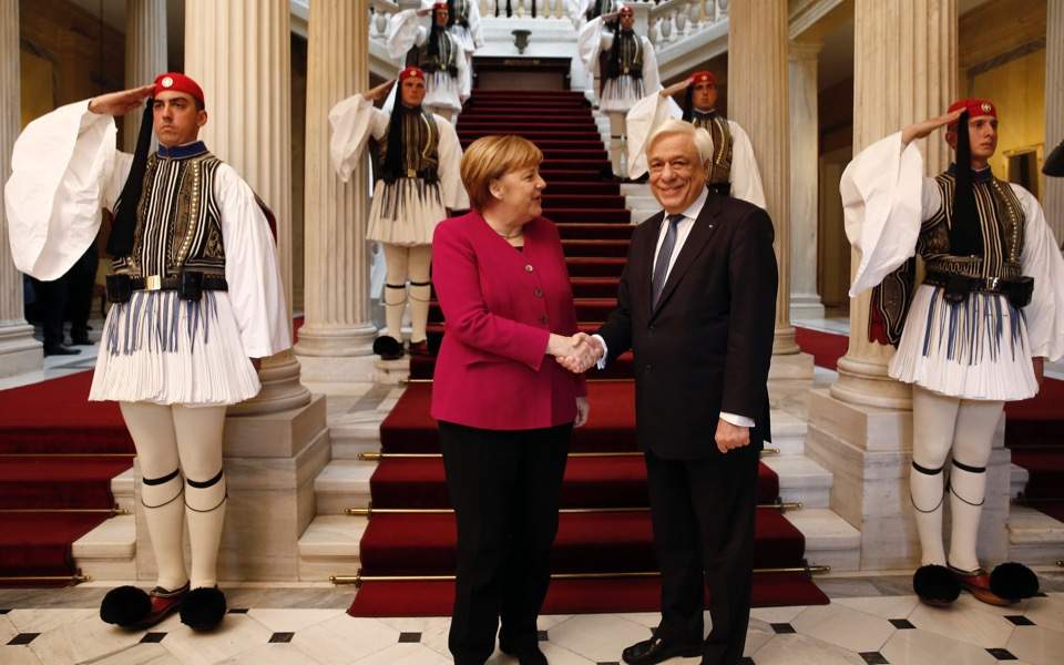 Merkel takohet në Athinë me Presidentin e Greqisë, Pavlopoulos