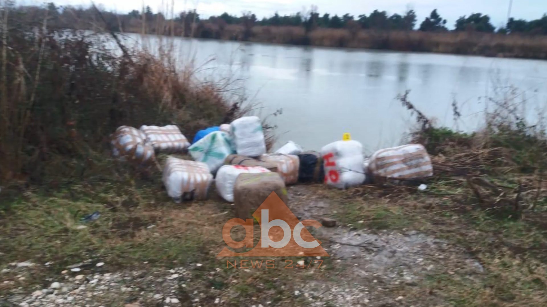 Gomonia me drogë në grykëderdhjen e Vjosës, arrestohen 2 trafikantët