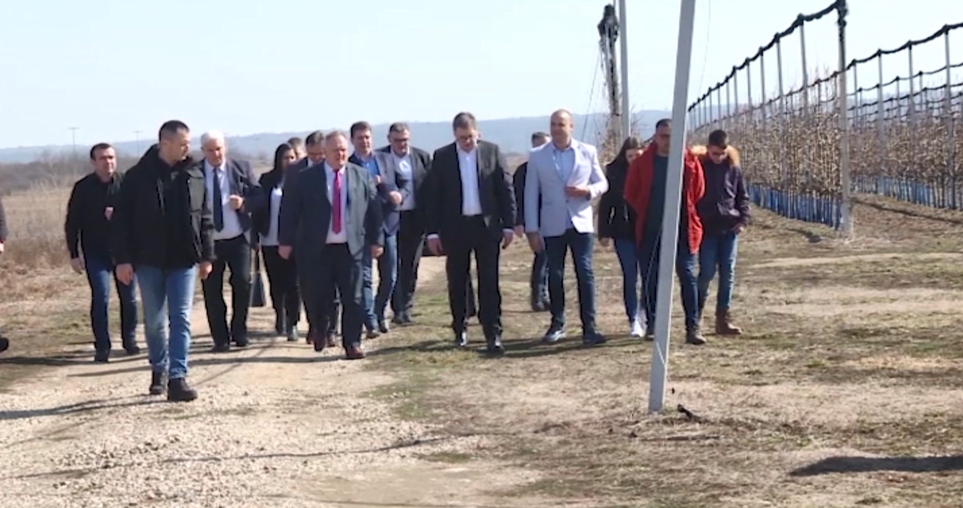 Vuçiç në Jug të Serbisë: Asnjë cm territor Kosovës, Medvegja tokë serbe