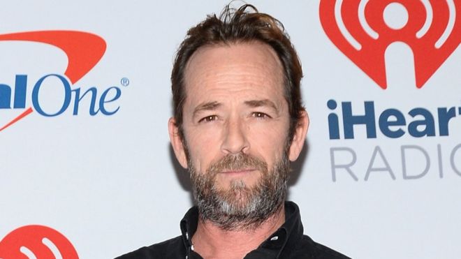 Shuhet Luke Perry, aktori ishte diagnostikuar me iktus