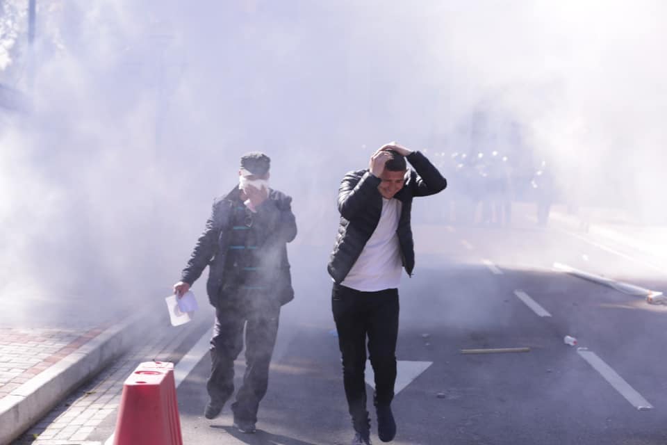 Protesta e opozitës, Lleshaj: Policia e Shtetit u vu në shenjestër