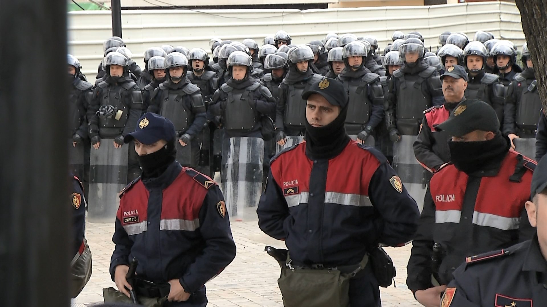 Protesta e opozitës para Parlamentit, mobilizohen 1000 efektivë