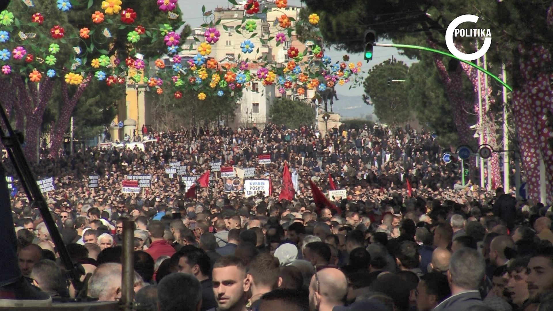 Lulzim Basha protestë si mesazh për ndërkombëtarët