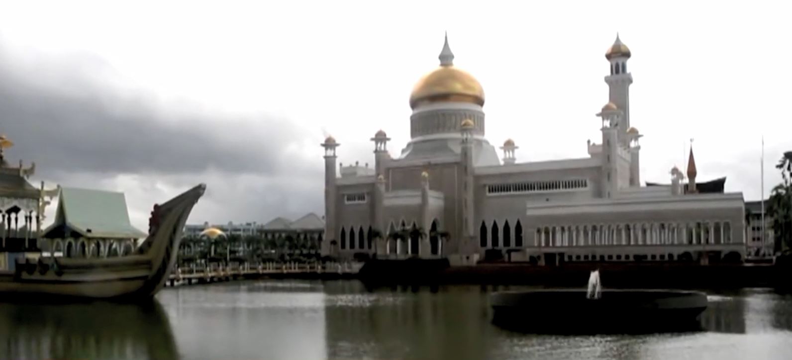 Brunei, dënim me vdekje për homoseksualët dhe tradhtinë bashkëshortore