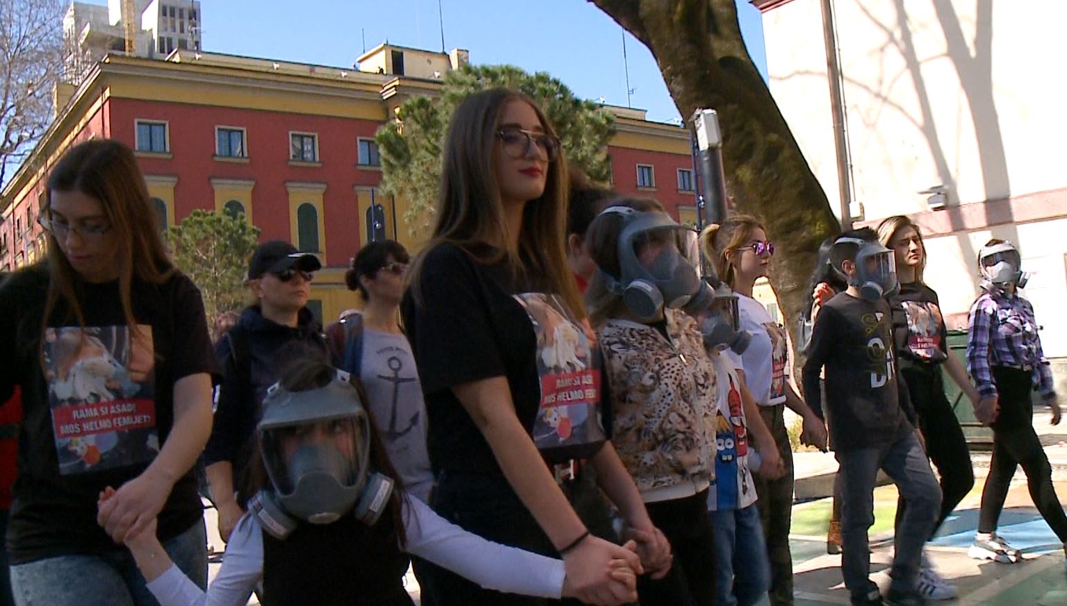 FRPD marshim kundër përdorimit të gazit lotsjellës në protestë