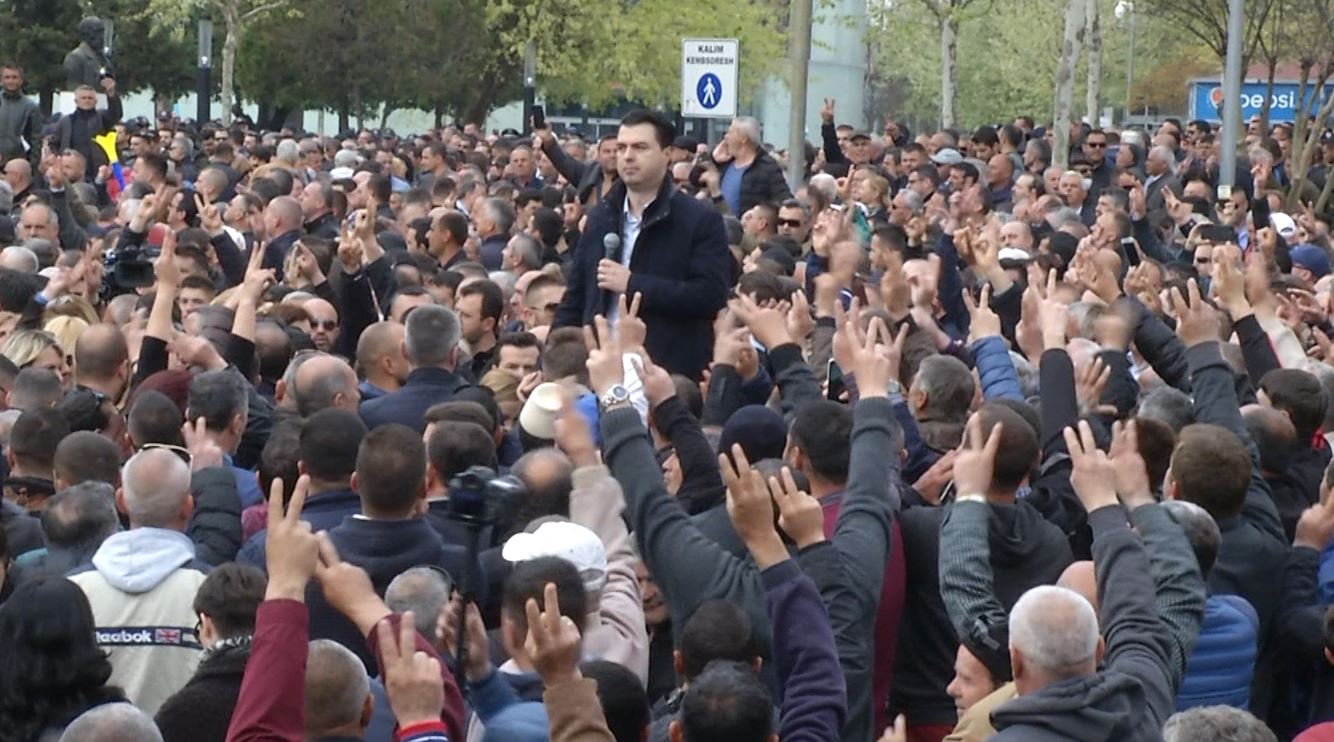 Sot në 18.30 protesta e 4 kombëtare e opozitës, angazhohen 1500 efektivë