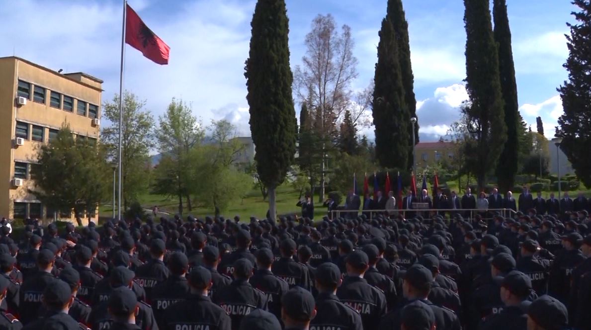 Merren në pyetje anëtarët e komisionit të gradave në Policinë e Shtetit