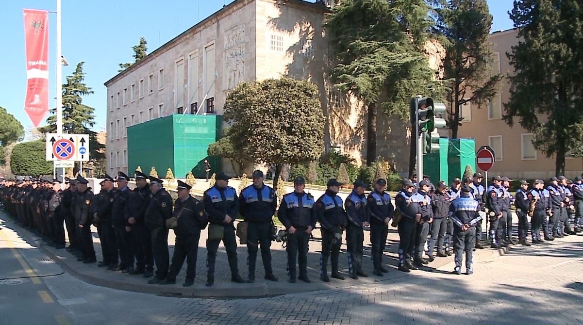 Protesta e opozitës, mobilizohen 1200 forca policie