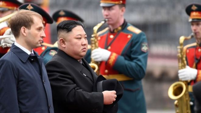 Lideri i Koresë së Jugut Kim Jong Un mbërrin në Vladivostok