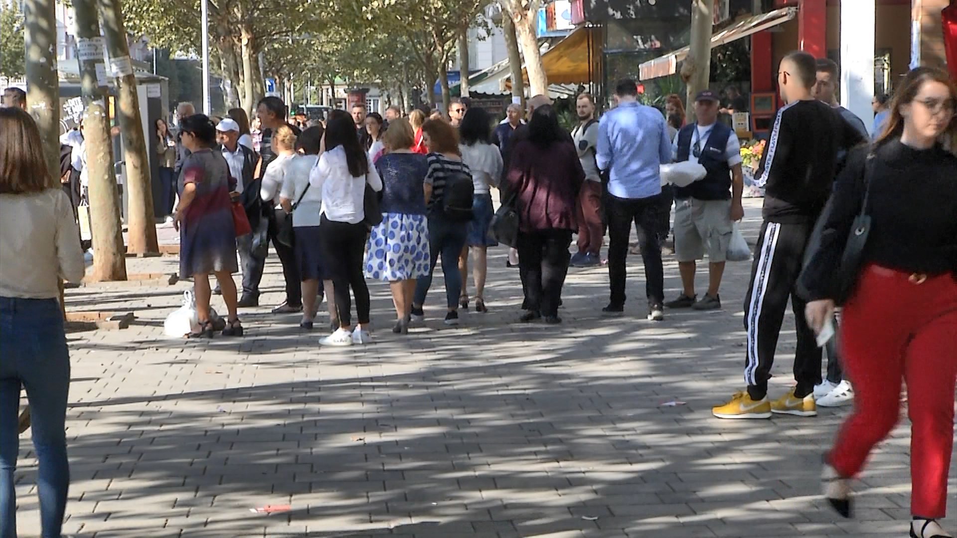 Taksat mbi pagën/ BB: Në Shqipëri, dy herë më të larta se në rajon