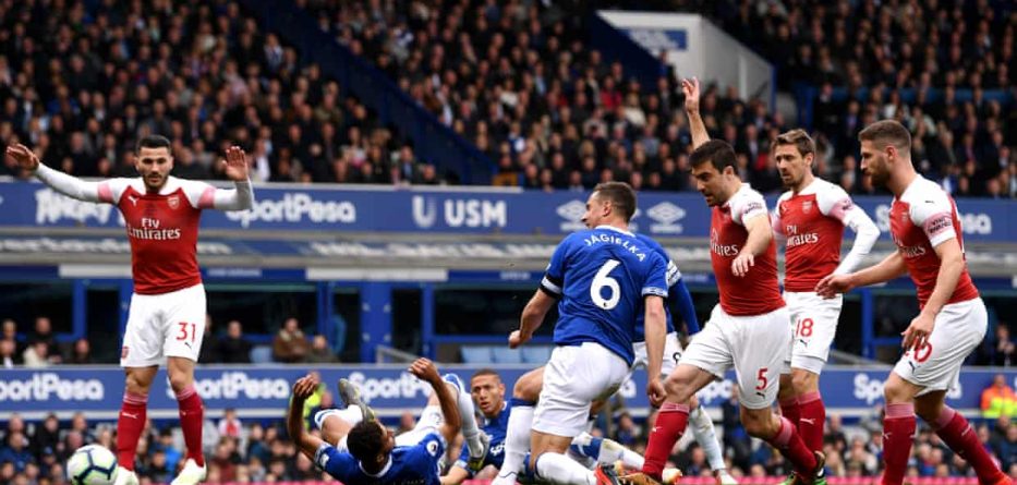 Arsenal mposhtet nga Everton