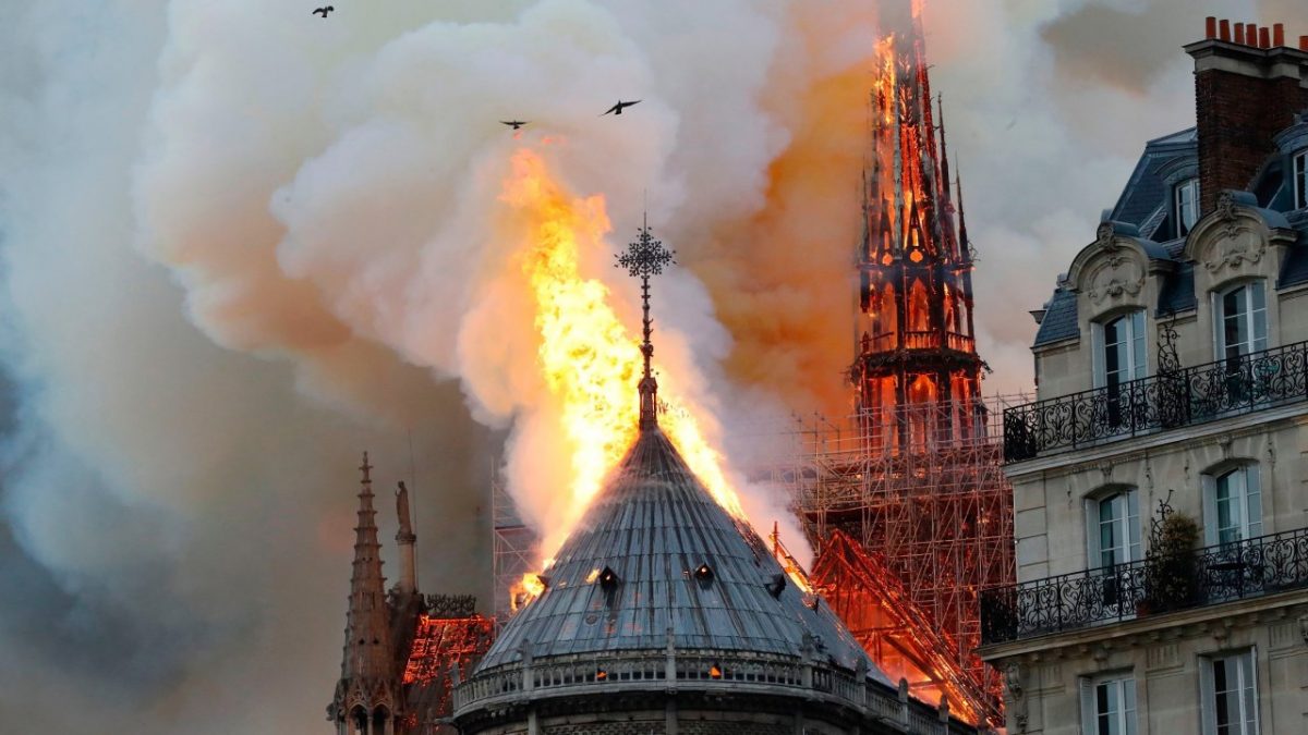 200 mln euro për Notre Dame