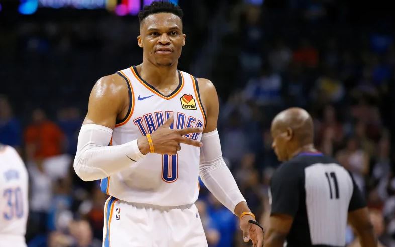 Westbrook barazon një tjetër rekord