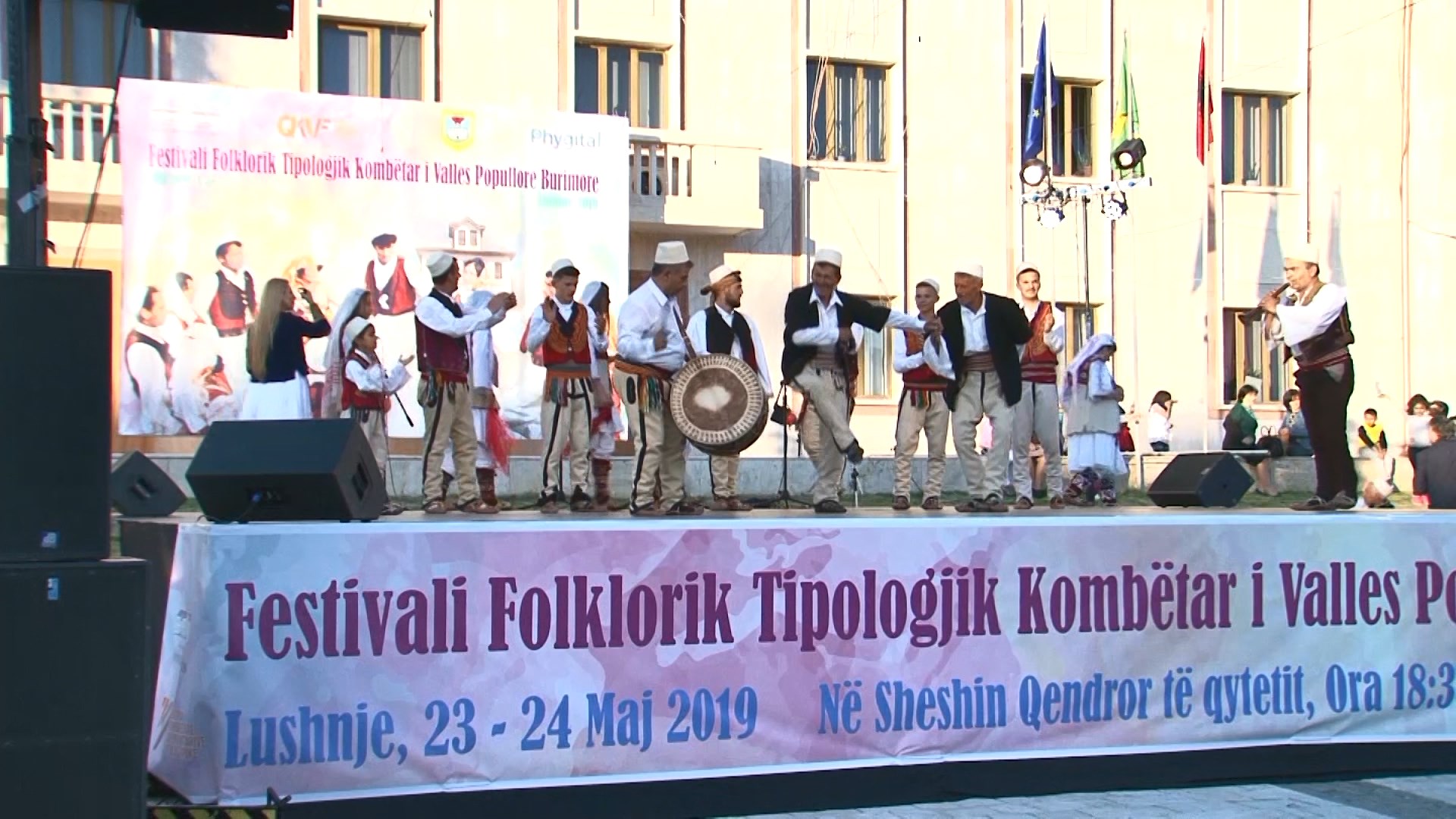 “As e vogël as e madhe” fiton çmimin e parë të festivalit folklorik tipologjik