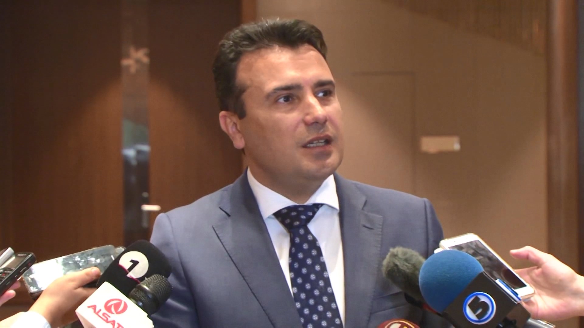 Zaev shkarkon nga posti dhjetëra funksionarë të LSDM