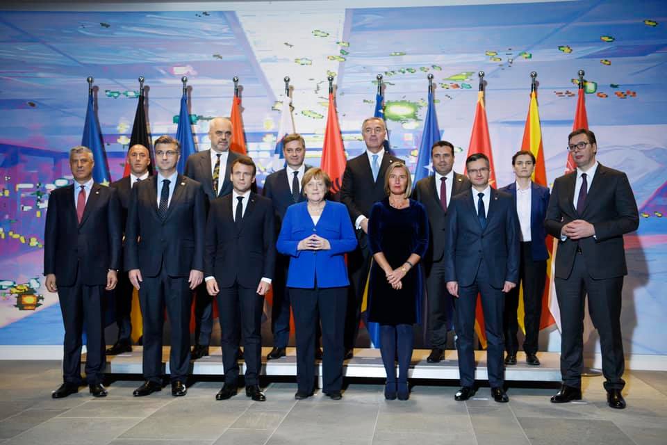 Dështimi i samitit të Parisit? Mediat serbe publikojnë skenarët