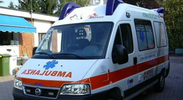 Ambulanca shtyp kalimtaren, ndërron jetë gruaja