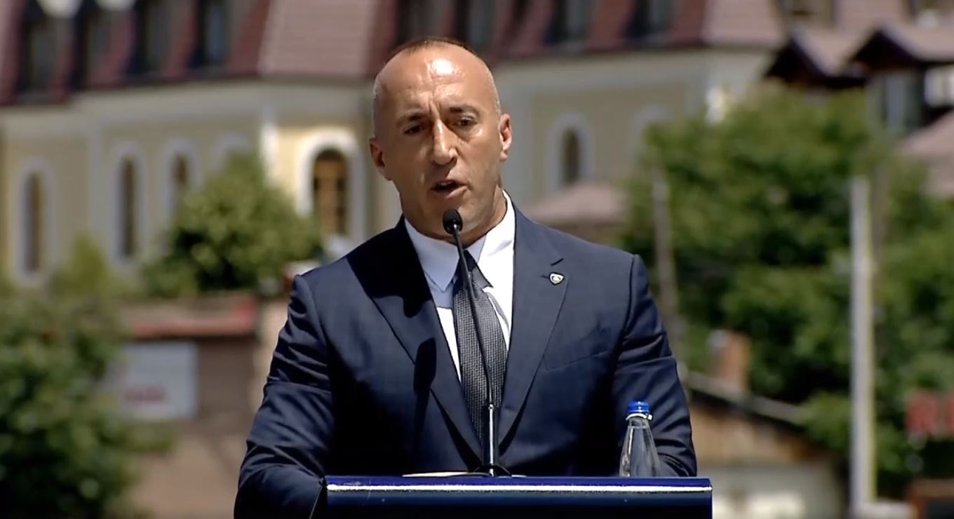 Haradinaj – Clinton: Me avionët e jetës, ndalët trenat e vdekjes!