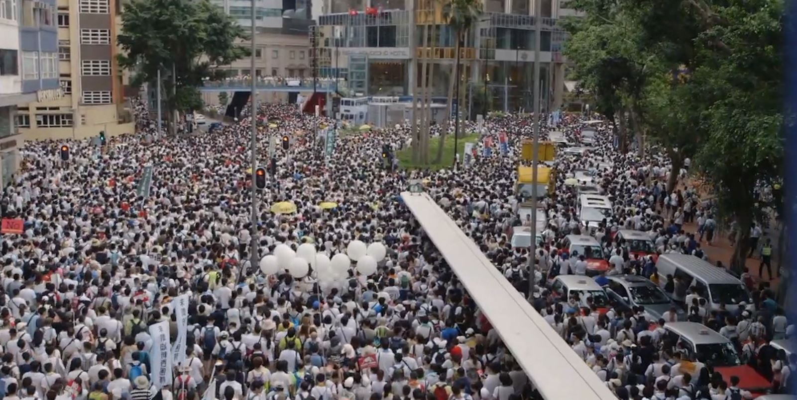 Hong-Kong, rinisin protestat kundër ligjit të ekstradimit