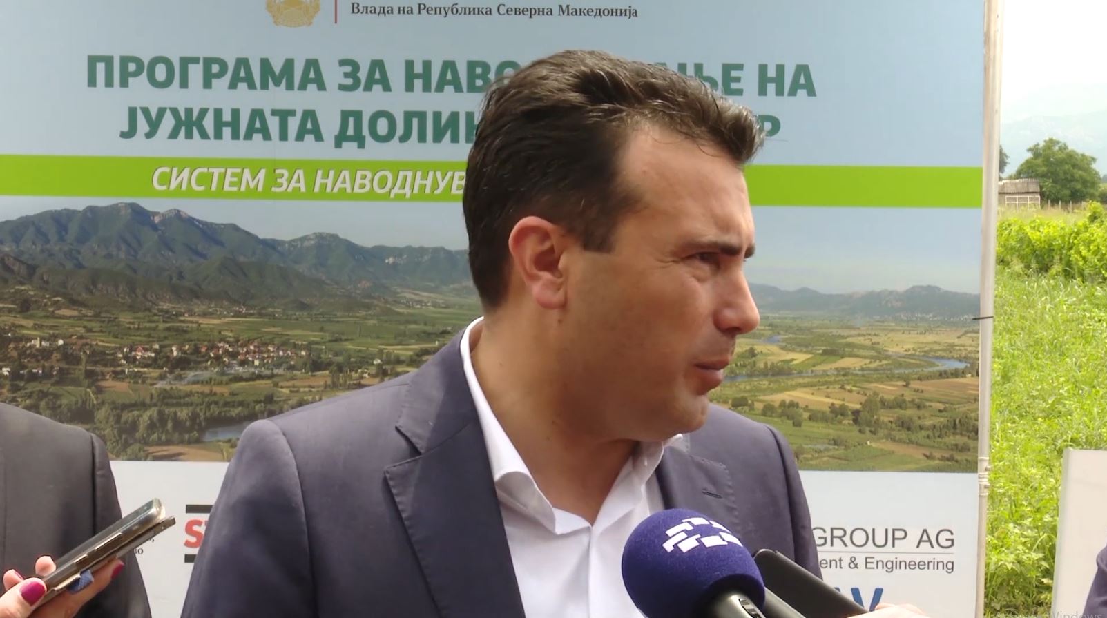 Zaev merr në dorë “financat”, lëvizin 3 ministra shqiptarë