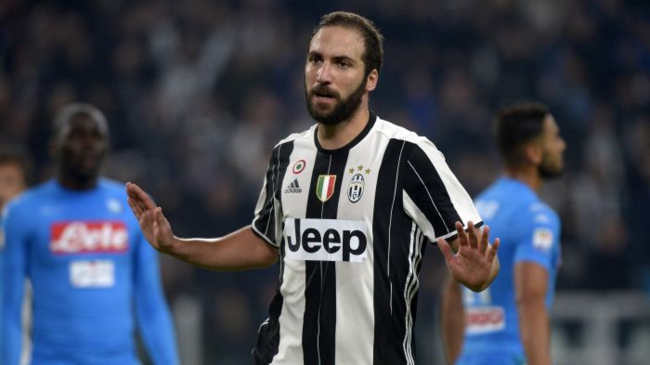 Higuain nuk e ka vendin e sigurt te Juventusi, kërkon rikthimin tek Napoli