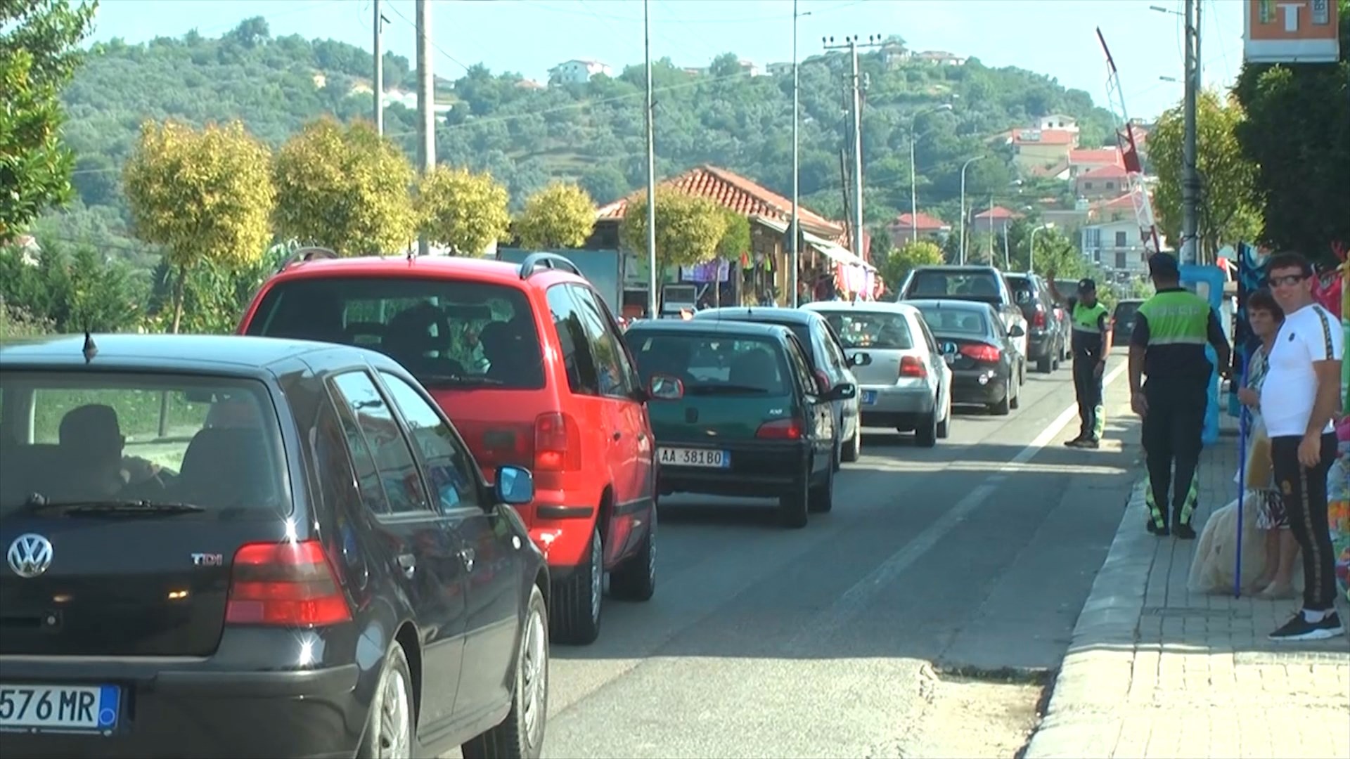 Trafiku i rënduar në aksin Maminas-Gjiri i Lalzit