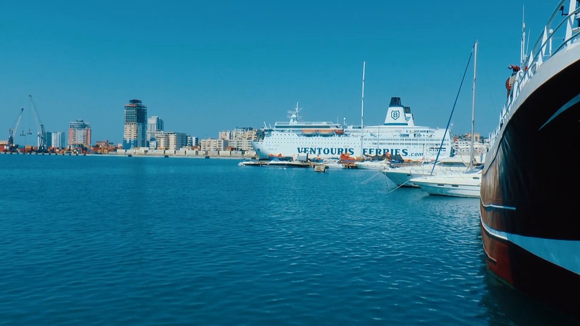Zgjerohet porti i Durrësit, Rama inspekton punimet