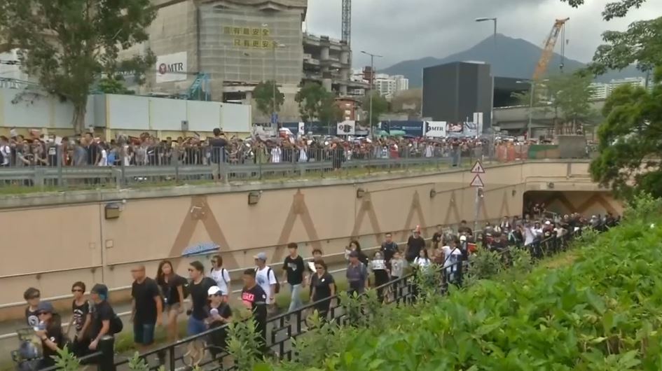 Hong Kong, protestat nuk ndalen