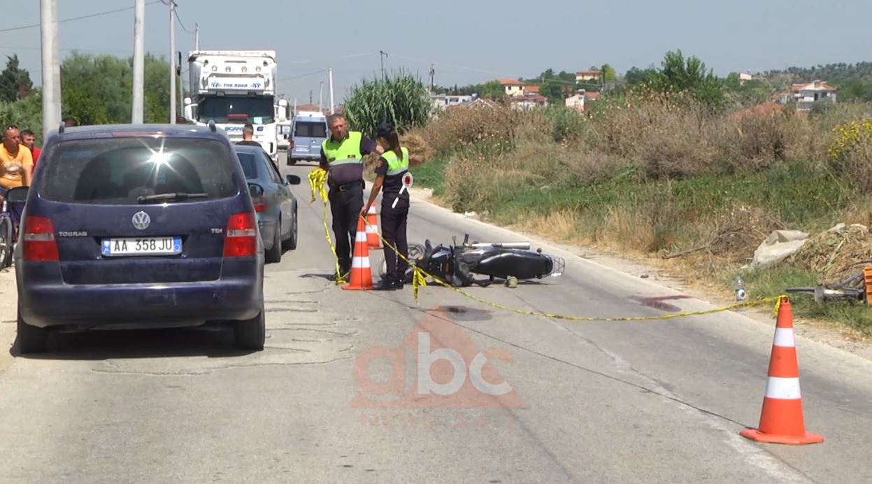 Motori përplaset me biçikletën, dy në gjendje të rëndë