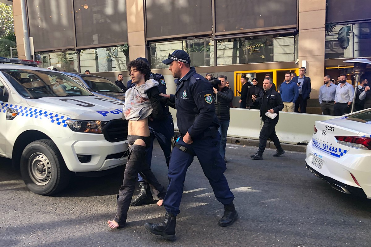Australi, sulm me thikë në qendër të Sidney