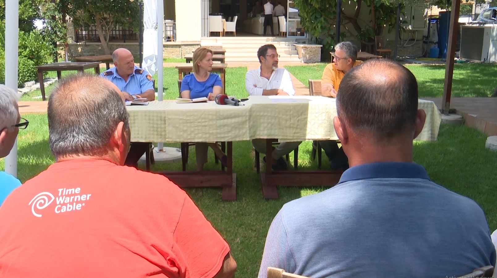 Çuçi urdhër për lirimin e hapësirave të zëna ne plazhe