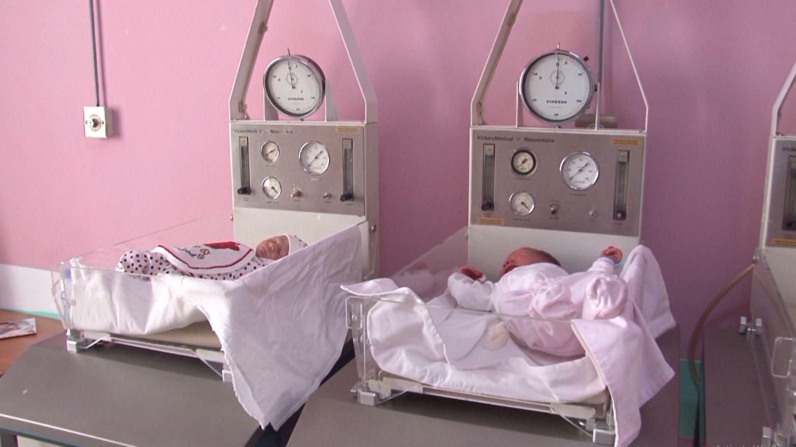 Lindjet nga nënat adoleshente në Shqipëri në rënie