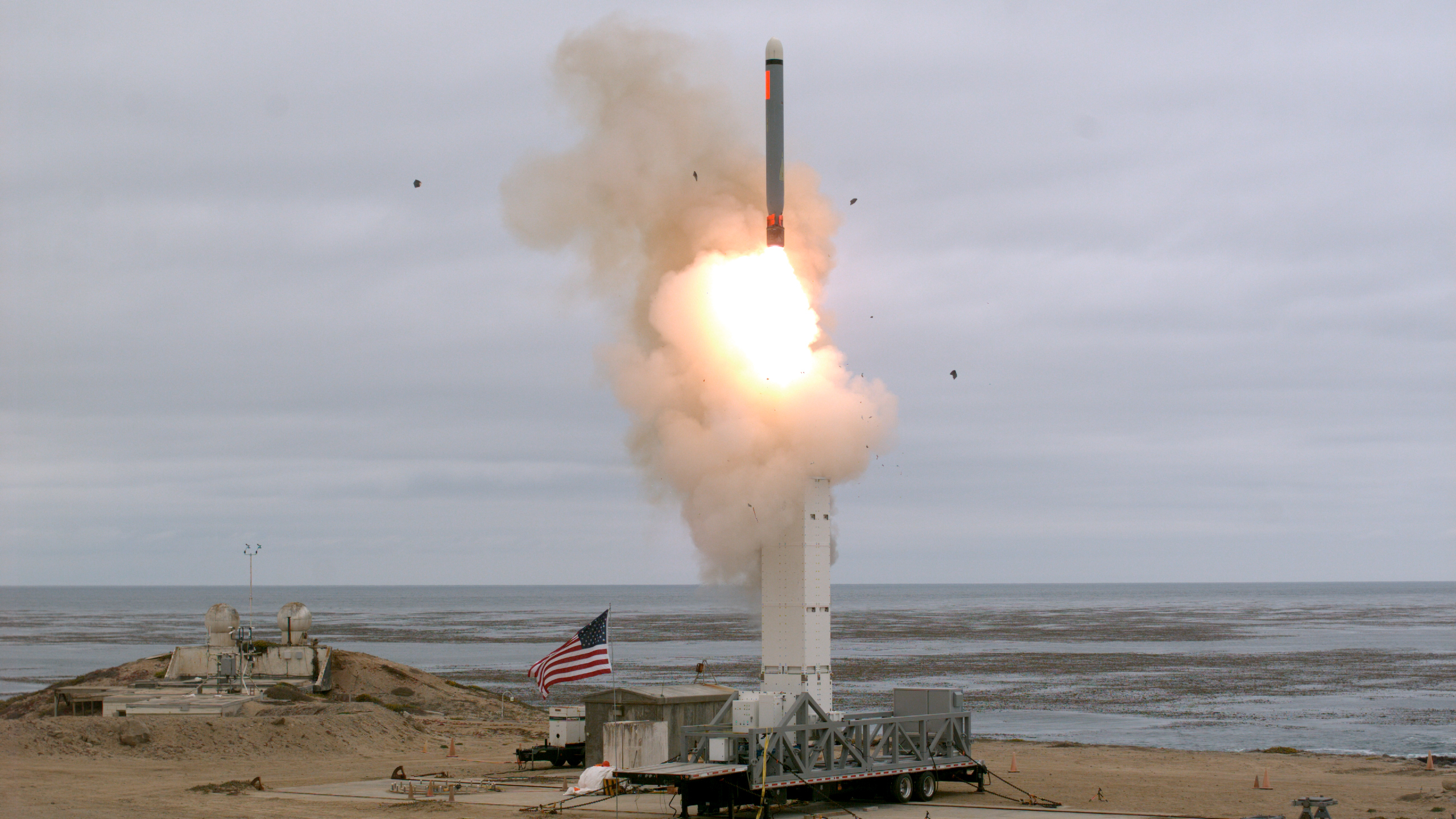 Pentagoni konfirmon testimin e një rakete jo bërthamore