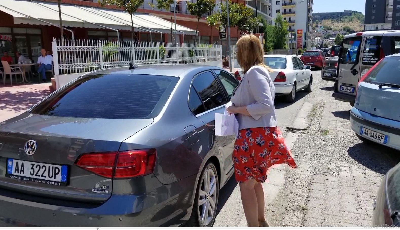 Ambasadori i OSBE-së dy orë në zyrën e Voltana Ademit