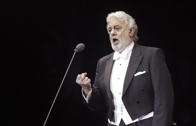 Akuza ndaj tenorit Placido Domingo, 11 gra të tjera e akuzojnë për ngacmim seksual