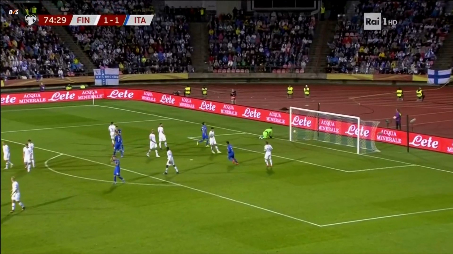 Italia, tri pikë larg kualifikimit