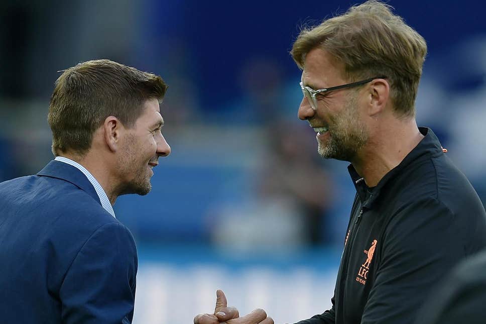 Gerrard: Krenar për fjalët e mira, por Klopp nuk ikën nga Liverpool