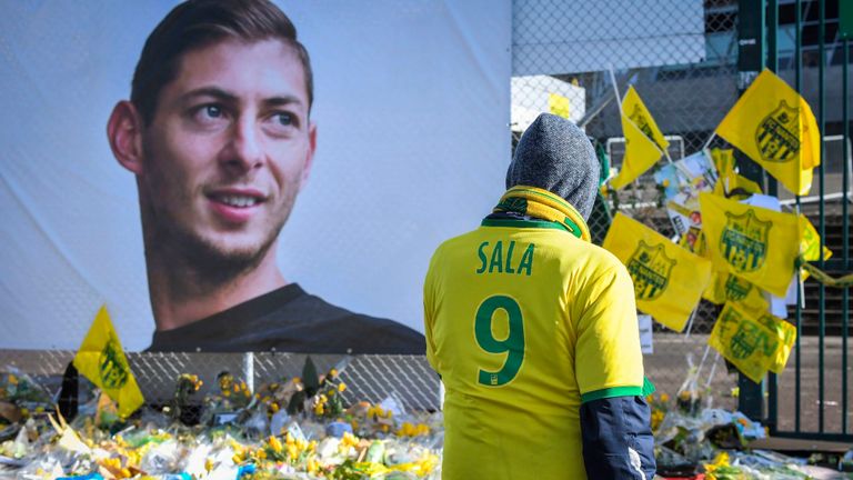 VIDEO | Nantes merr fitoren më të thellë në histori, festojnë me Sala