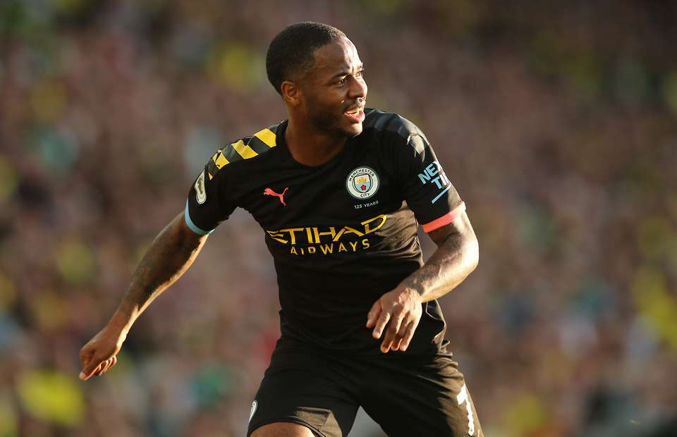 Sterling ylli i Champions, City shqetësohet për një mbrojtës