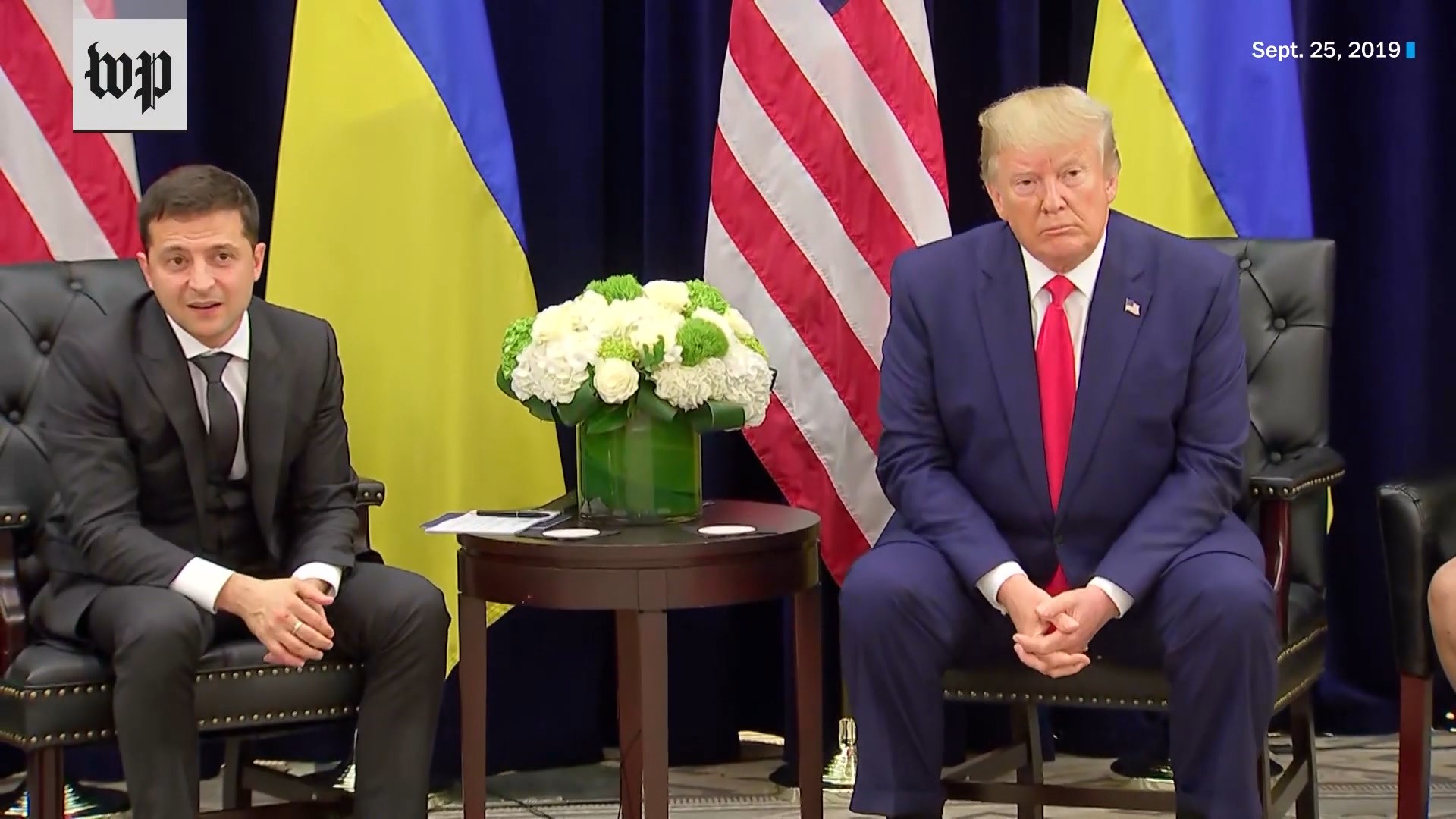 Informatori: Shtëpia e bardhë u përpoq të fshihte detajet e bisedës Trump-Zelensky