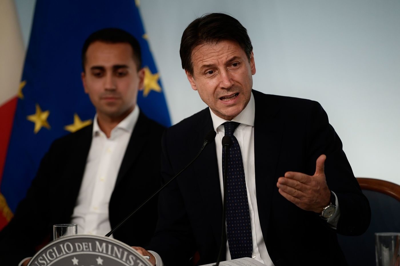 Itali, Conte apelon sërish, kryeministri mesazh 5 yjeve