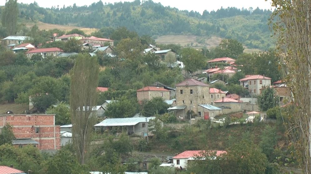 Nis ndërtimi i shtëpive në fshatin Vidohovë