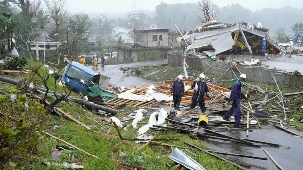 18 të vdekur nga tajfuni që goditi Japoninë, gjysmë milion shtëpi pa energji