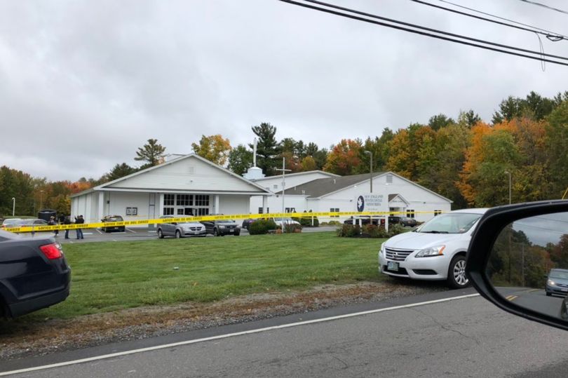 E FUNDIT/ Të shtëna gjatë një ceremonie martesore në një kishë në New Hampshire