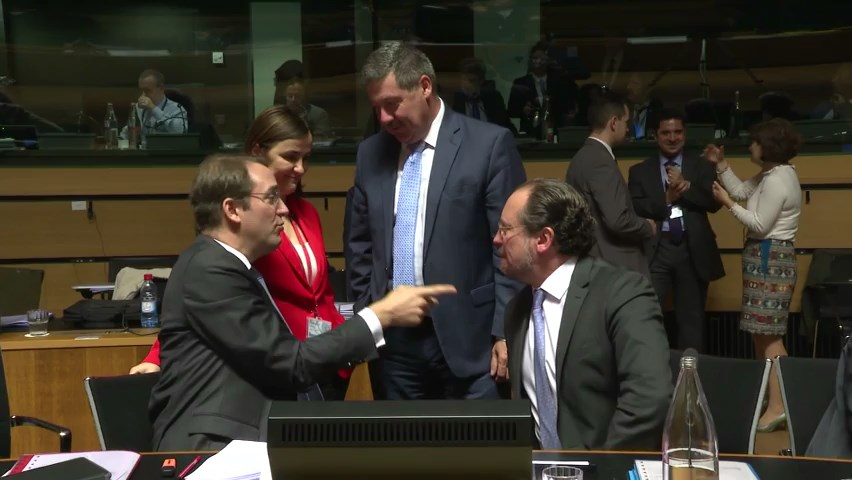 EKSKLUZIVE/ Ndizet debati i ministrave të jashtëm në PE mbi negociatat për Shqipërinë dhe Maqedoninë