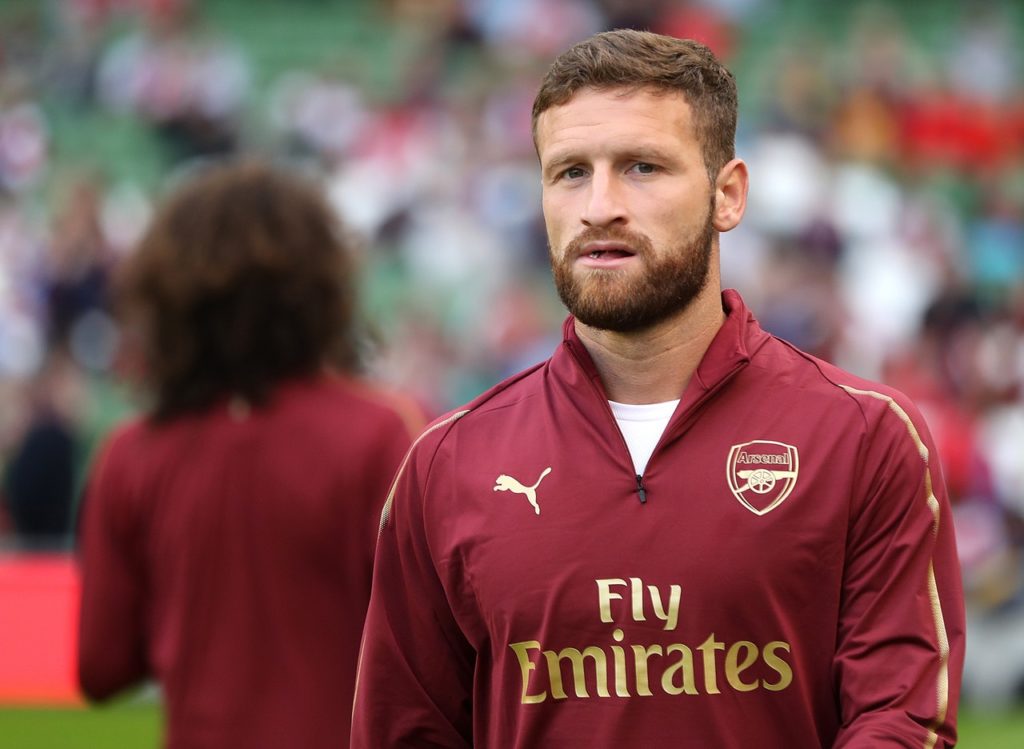 Mustafi: Tifozët e Arsenalit më kanë kërcënuar mua dhe familjen time!